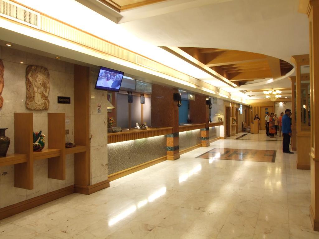 Ratchada City Hotel Bangkok Exterior photo