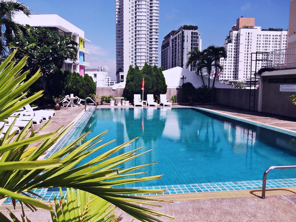 Ratchada City Hotel Bangkok Exterior photo