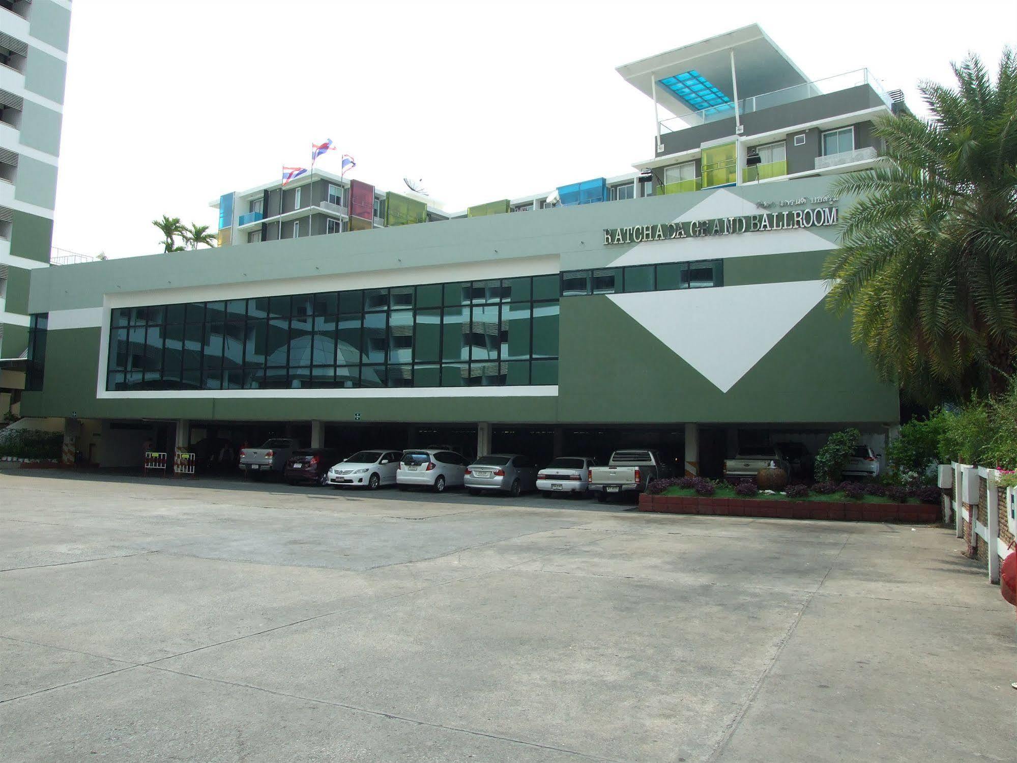 Ratchada City Hotel Bangkok Exterior photo